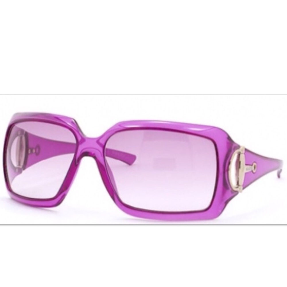 Pink Gucci sunnies